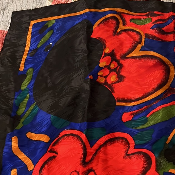 Carres du Louvre Paris 100% silk scarf square 34”